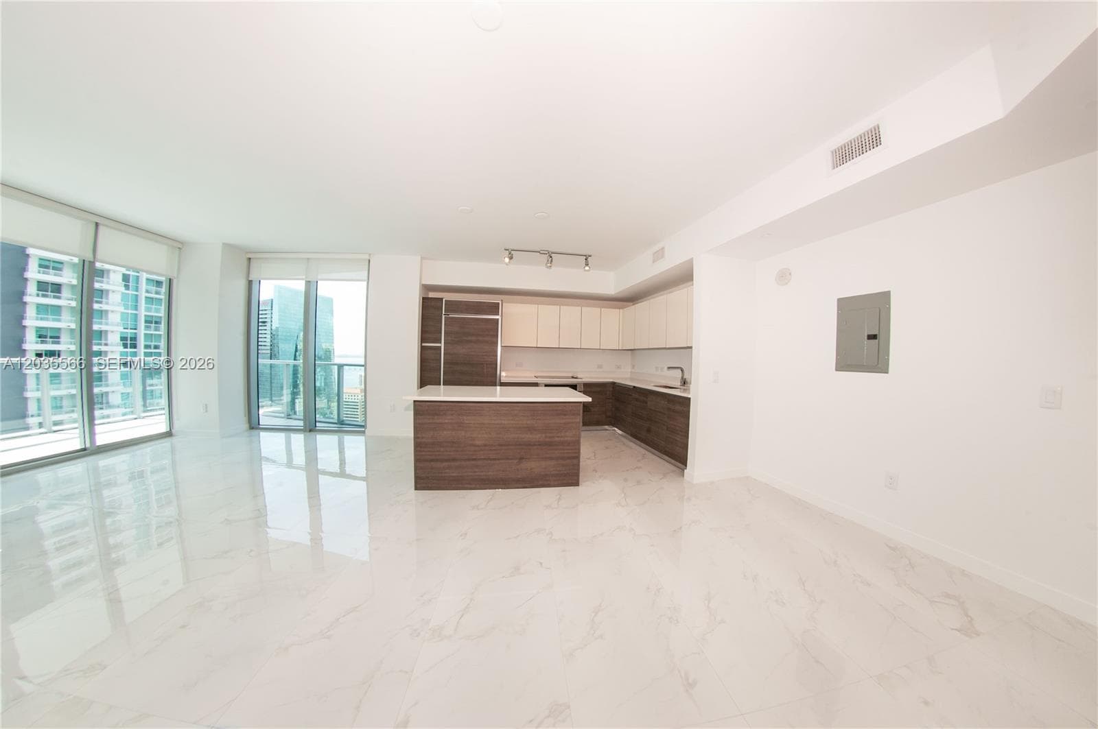 1100 S MIAMI AV # 4001, Miami, FL 33130 photo 4