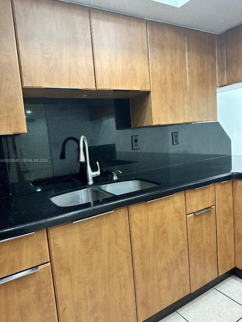 7205 W 3rd Ave, Hialeah, FL 33014 photo 4