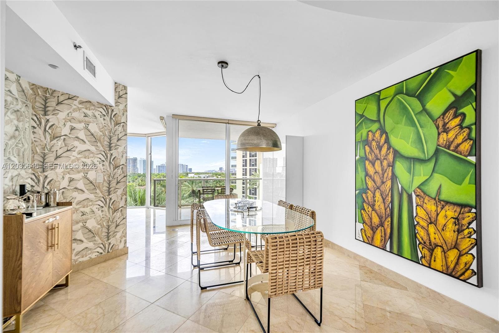 19333 Collins Ave # 709, Sunny Isles Beach, FL 33160 photo 2