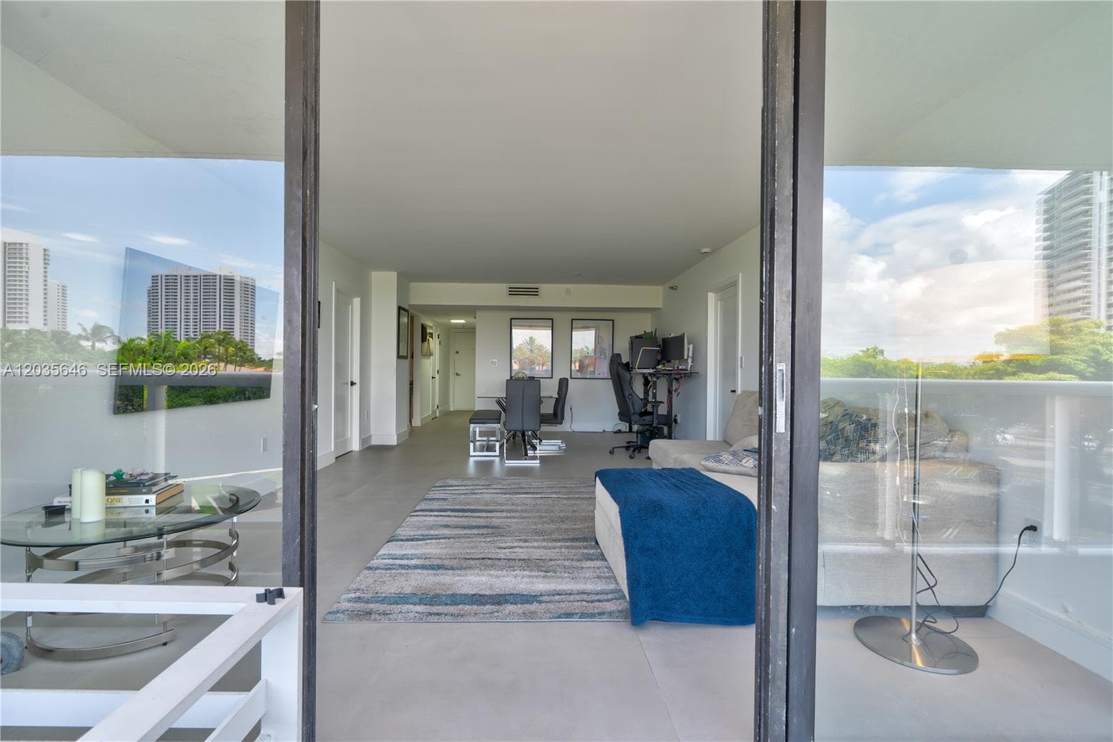 20505 E Country Club Dr # 331, Aventura, FL 33180 photo 5