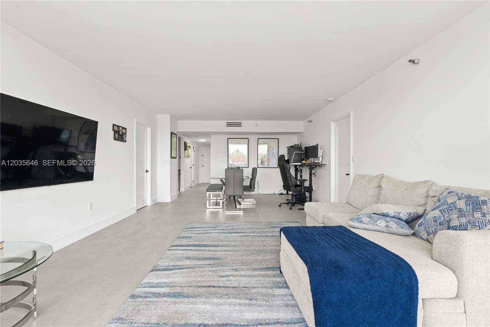 20505 E Country Club Dr # 331, Aventura, FL 33180 photo 4