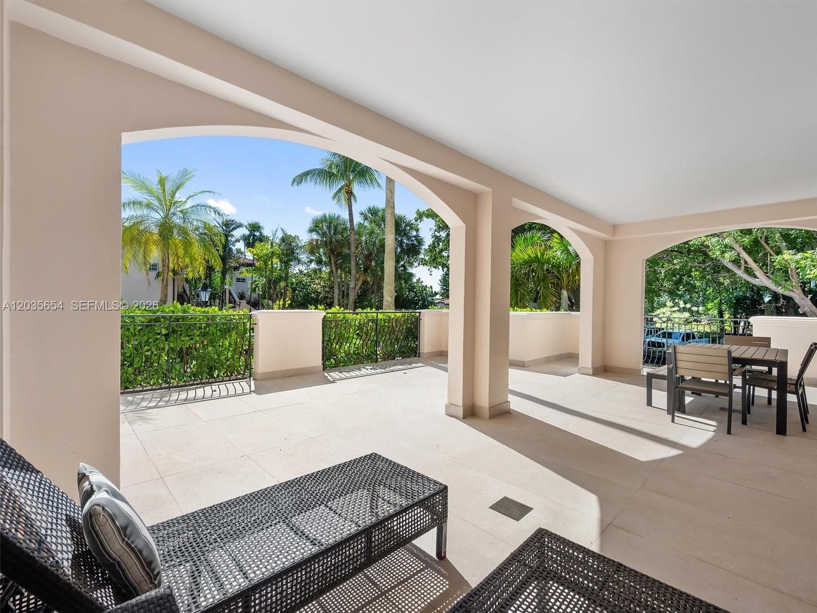 19116 Fisher Island Dr # 19116, Miami Beach, FL 33109 photo 2