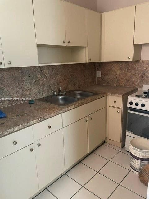 2751 NW 46th St # 11, Miami, FL 33142 photo 2