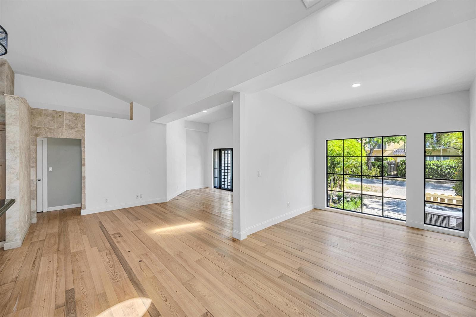 1413 NE 4th Court, Fort Lauderdale, FL 33301 photo 5