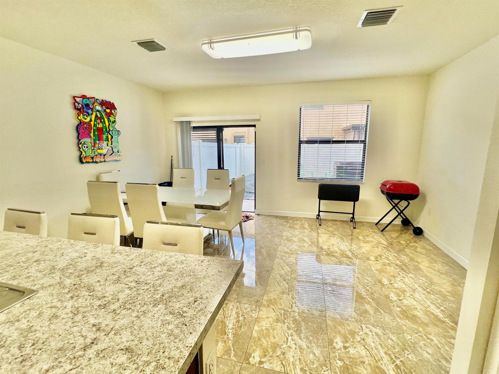 10490 W 33rd Way, Hialeah, FL 33018 photo 3