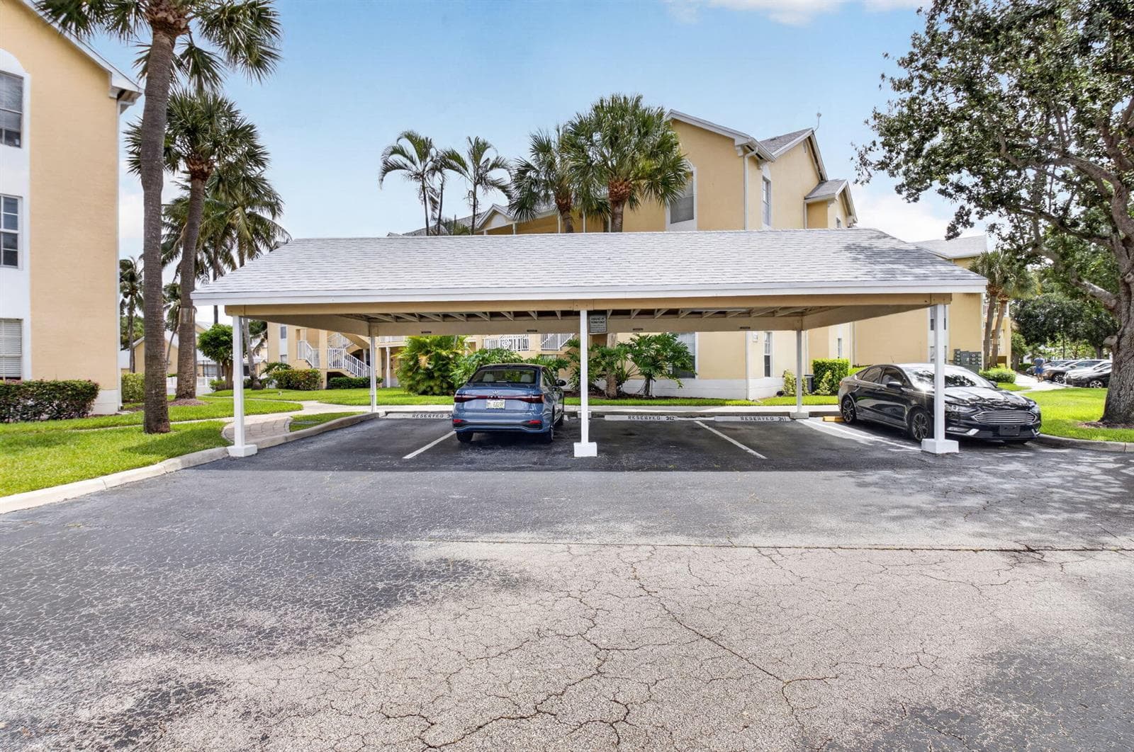 6339 La Costa Drive # D, Boca Raton, FL 33433 photo 2