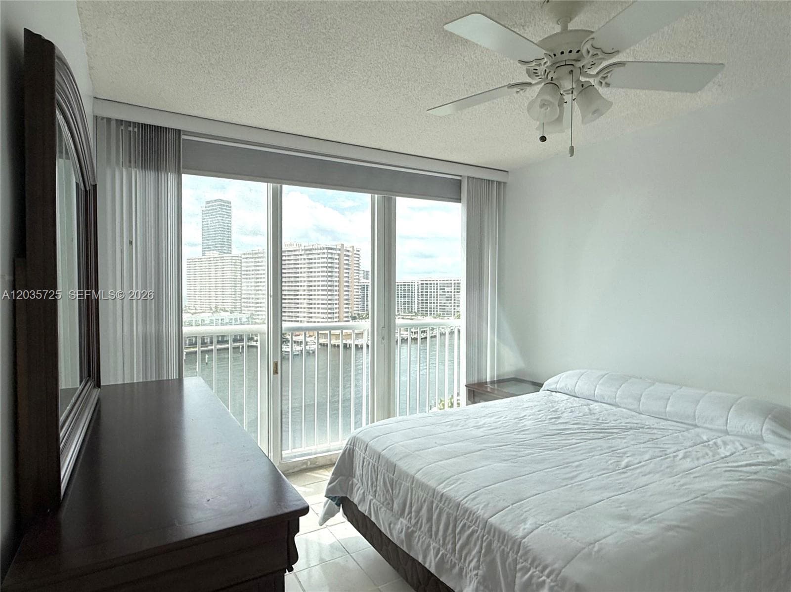 121 Golden Isles Dr # 904, Hallandale Beach, FL 33009 photo 5