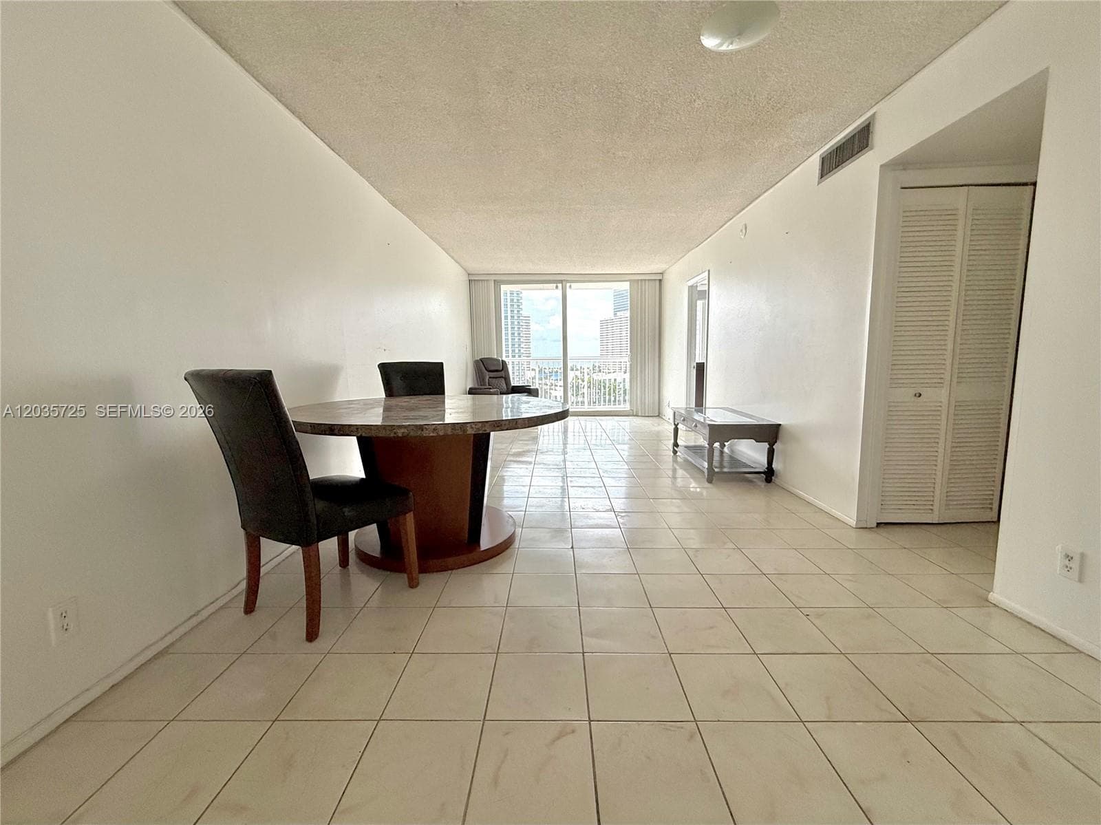 121 Golden Isles Dr # 904, Hallandale Beach, FL 33009 photo 4
