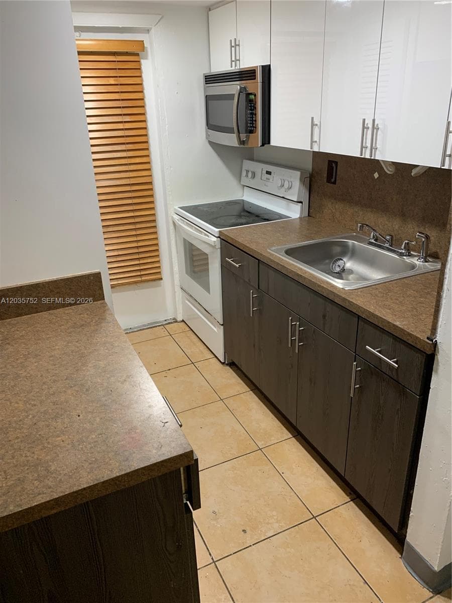 1851 NE 168th St # B10, North Miami Beach, FL 33162 photo 3