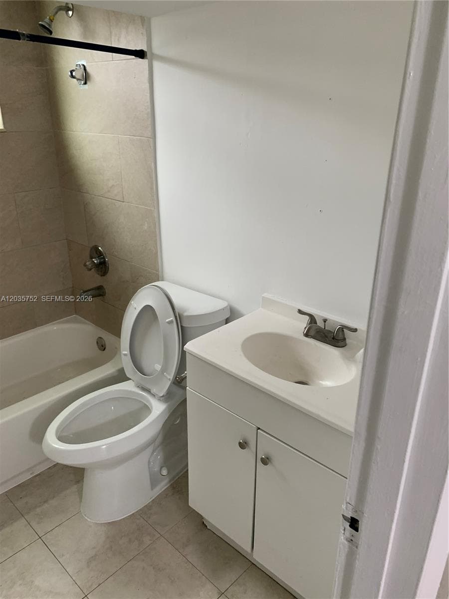 1851 NE 168th St # B10, North Miami Beach, FL 33162 photo 5