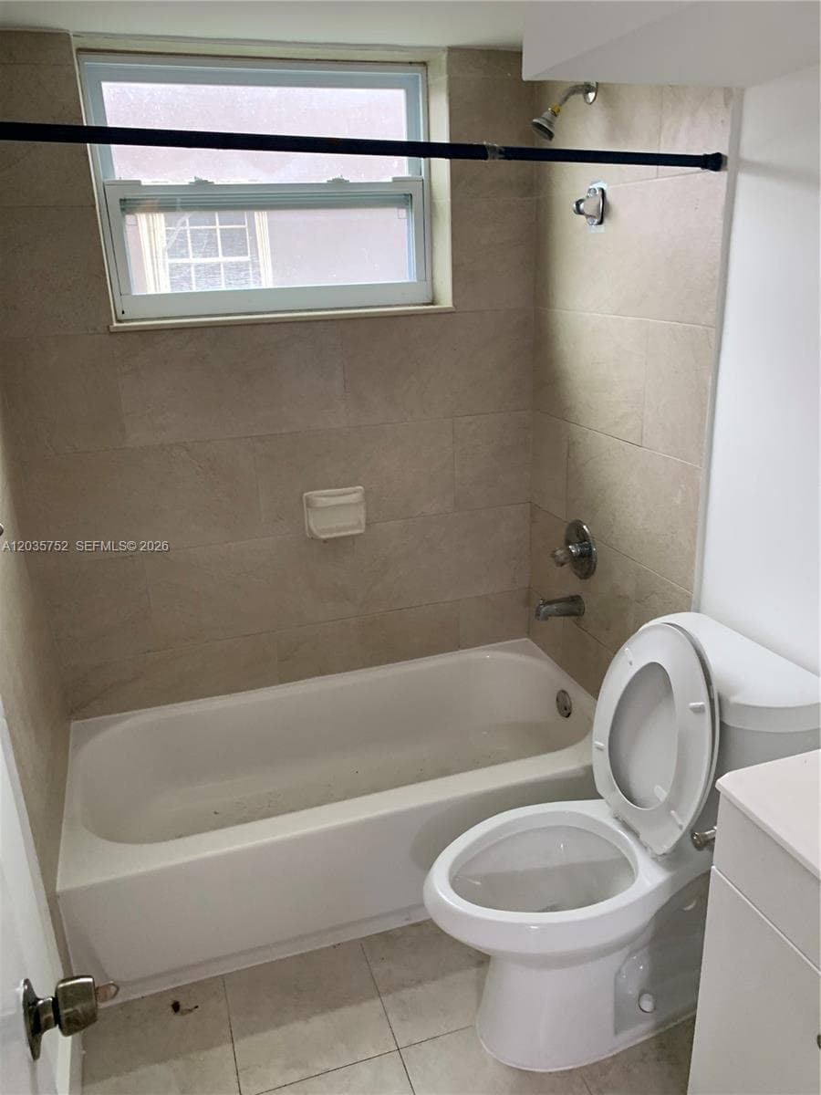 1851 NE 168th St # B10, North Miami Beach, FL 33162 photo 4