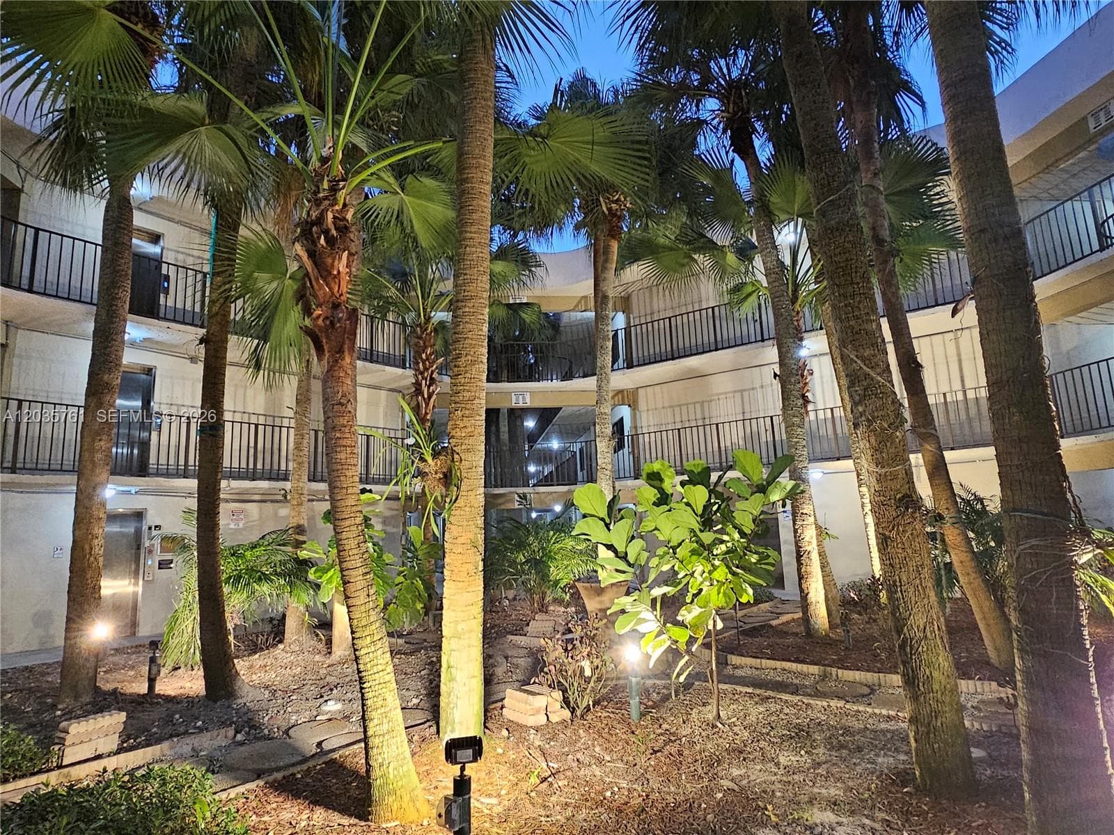 8075 SW 107th Ave # 114, Miami, FL 33173 photo 3