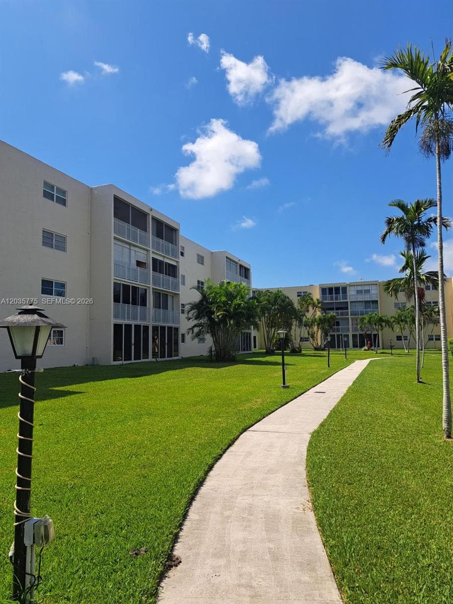 1024 SE 3rd Ave # 304, Dania Beach, FL 33004 photo 3