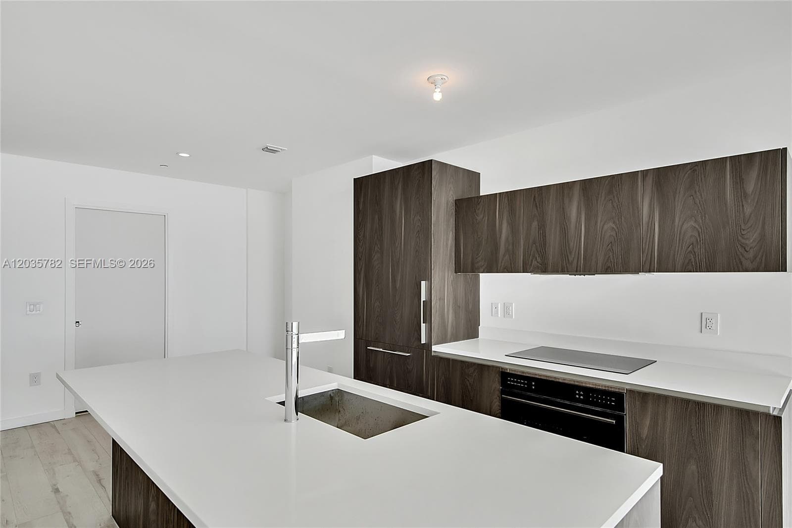480 NE 31st St # 904, Miami, FL 33137 photo 3