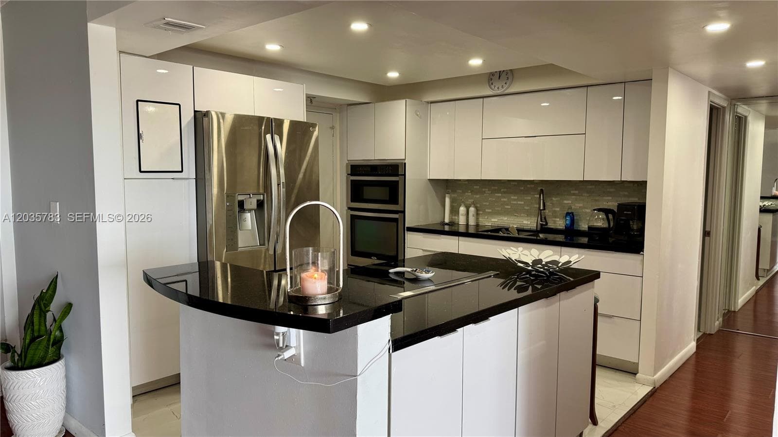 2780 NE 183rd St # 1607, Aventura, FL 33160 photo 5