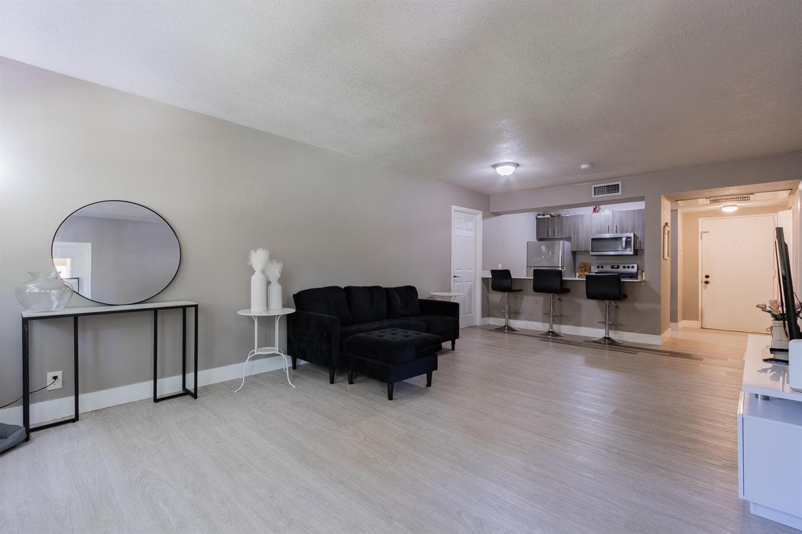8100 Geneva Court # 238, Doral, FL 33166 photo 5