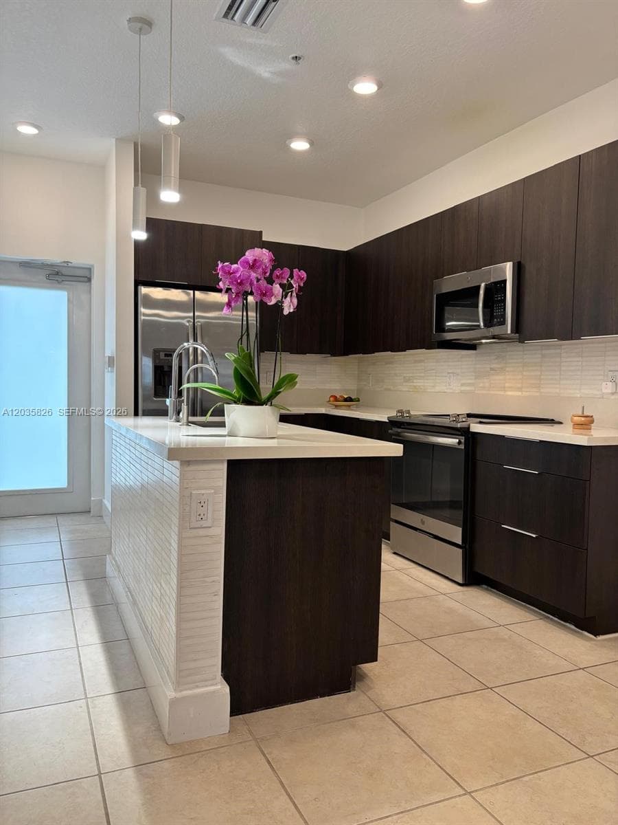 4740 NW 84th Ct # 32, Doral, FL 33166 photo 5