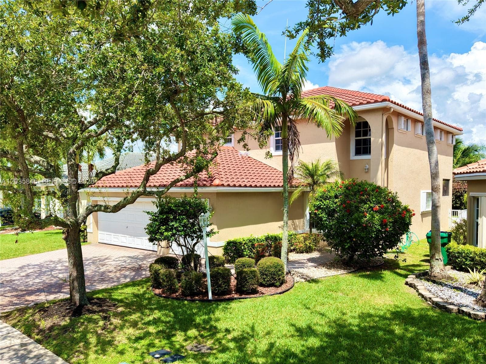 11927 NW 47th St, Coral Springs, FL 33076 photo 2