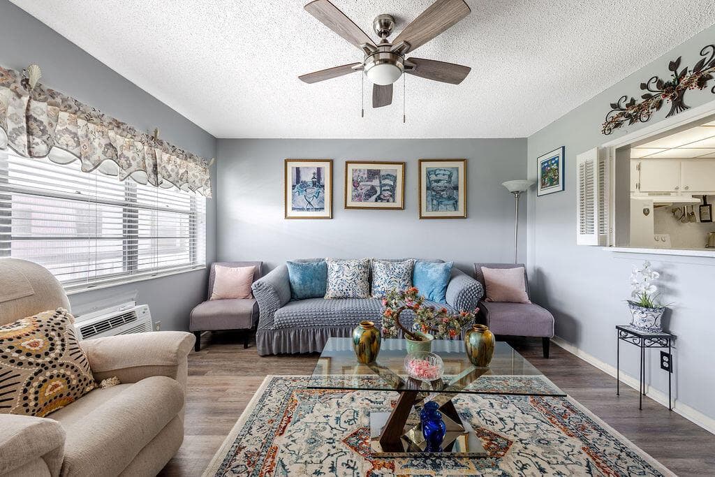 393 Windsor, West Palm Beach, FL 33417 photo 5