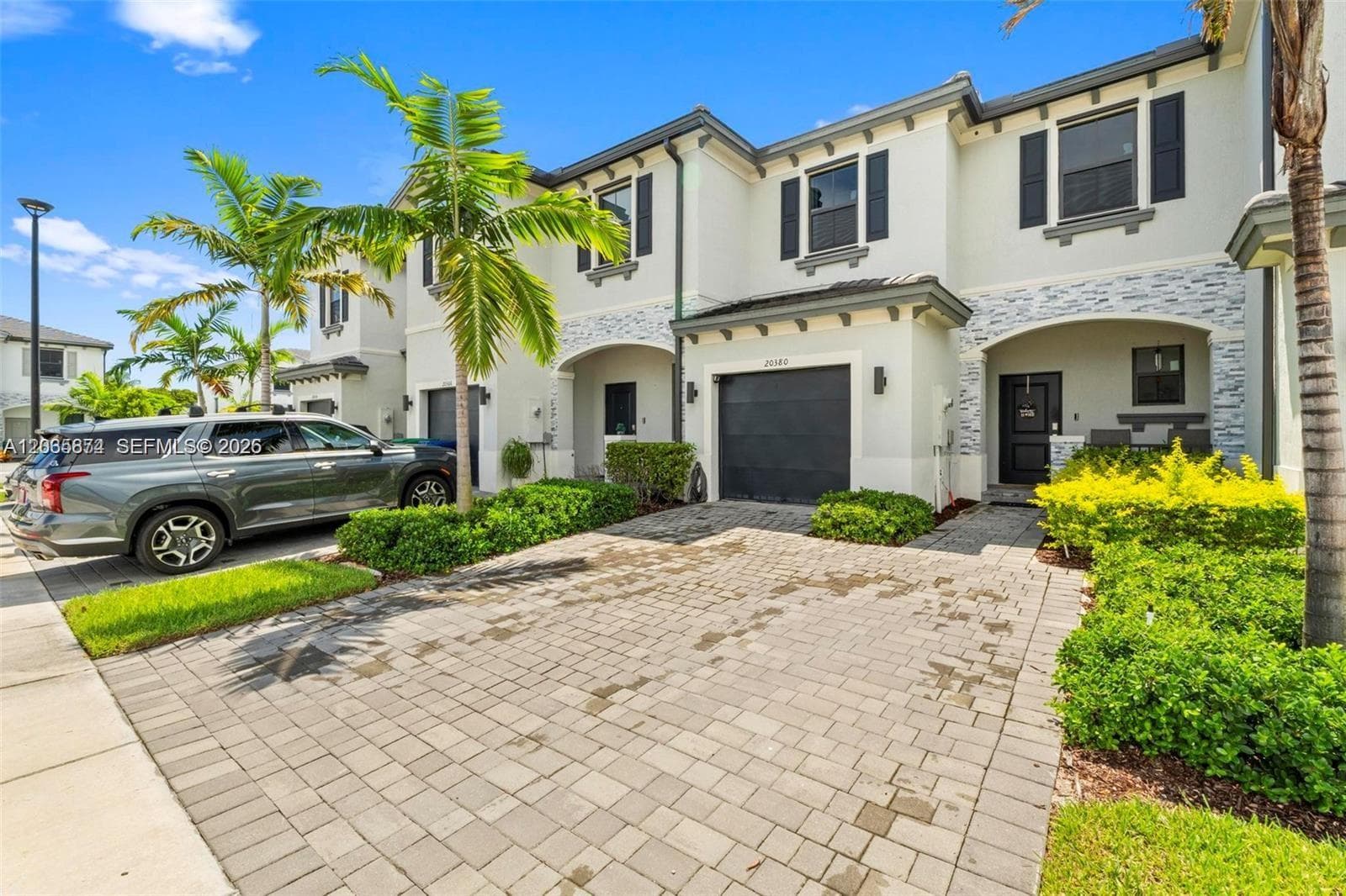 20380 NW 5th Ct, Miami Gardens, FL 33169 photo 3