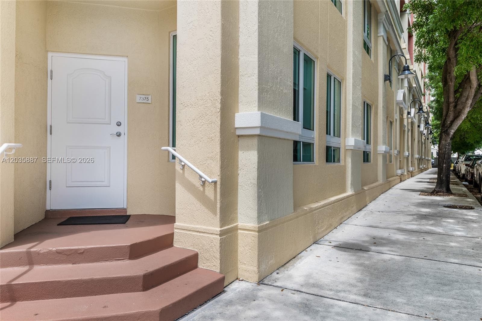 7375 SW 90th St # TH107, Miami, FL 33156 photo 2