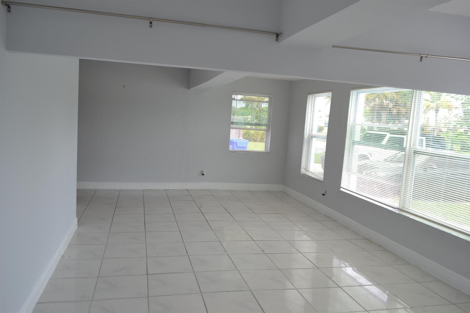 608 NW 20th Court, Pompano Beach, FL 33060 photo 5