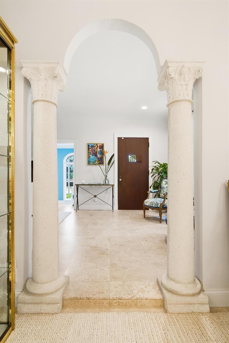 235 Nottingham Boulevard, West Palm Beach, FL 33405 photo 5