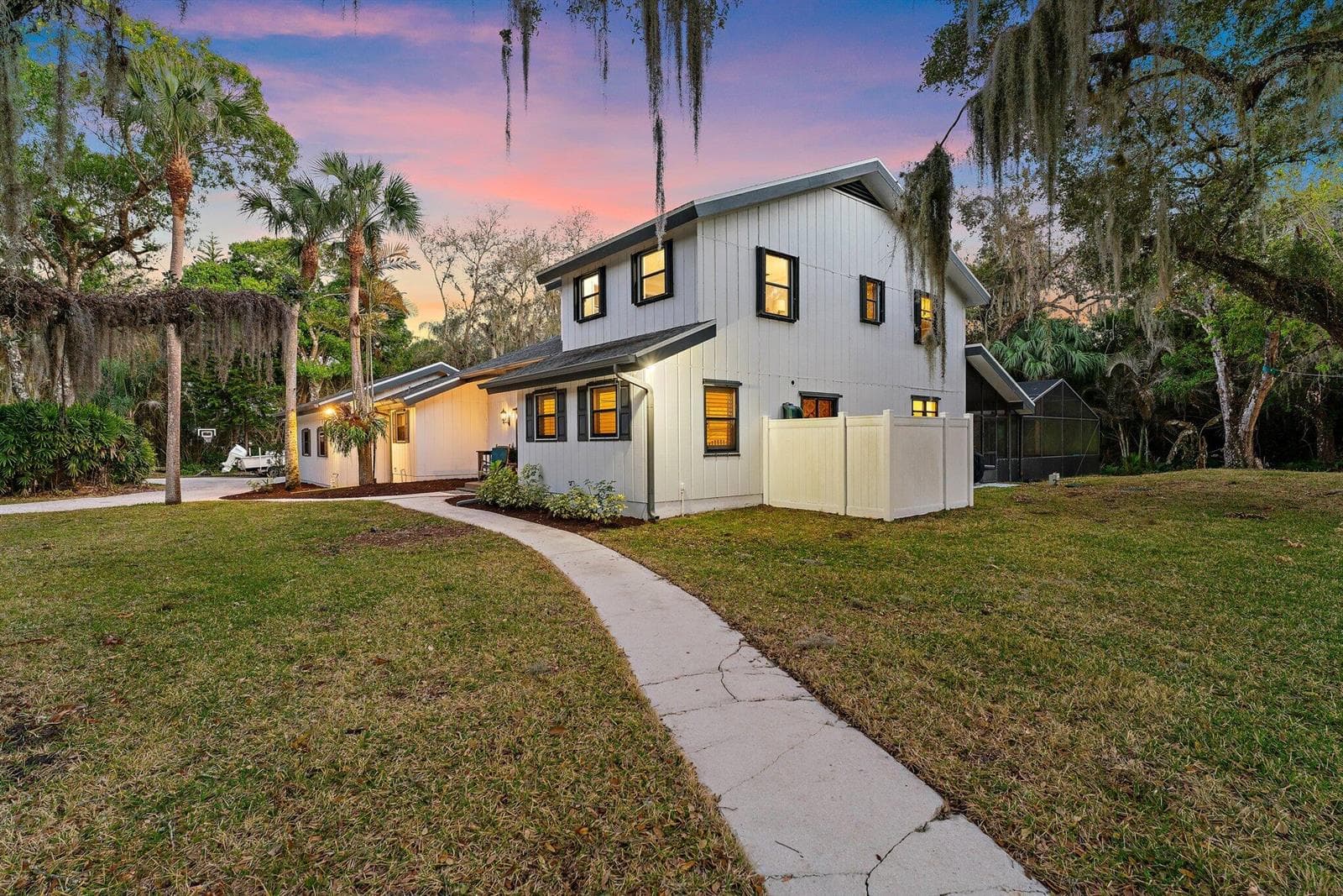 6001 S Citrus Avenue, Fort Pierce, FL 34982 photo 3