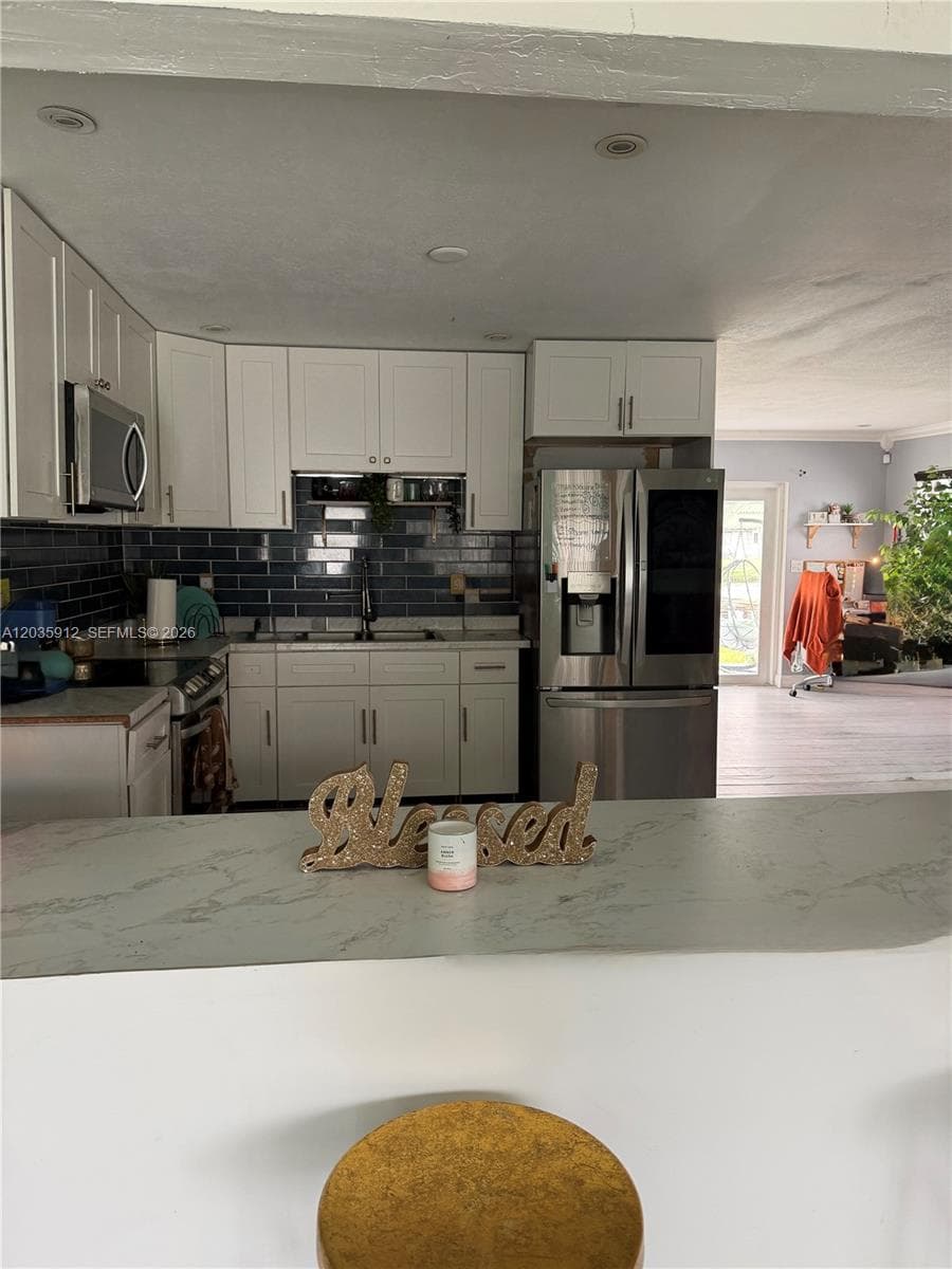 20401 NW 4th Ave, Miami Gardens, FL 33169 photo 2