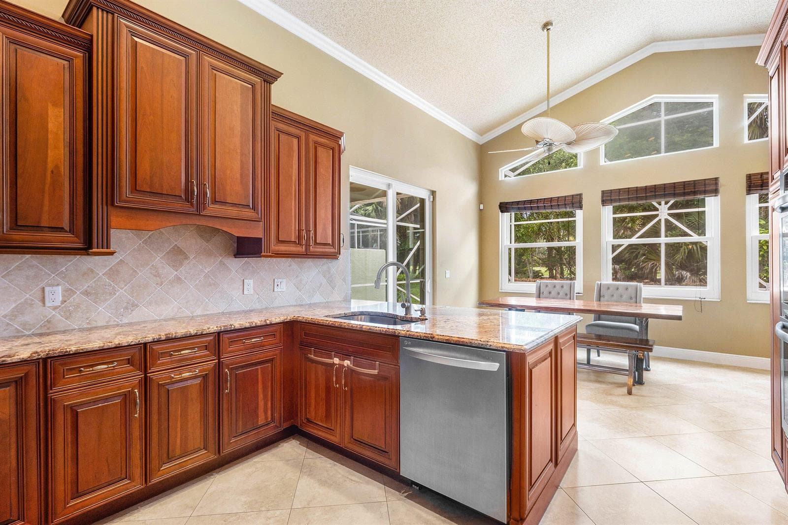 9101 Baybury Lane, West Palm Beach, FL 33411 photo 5
