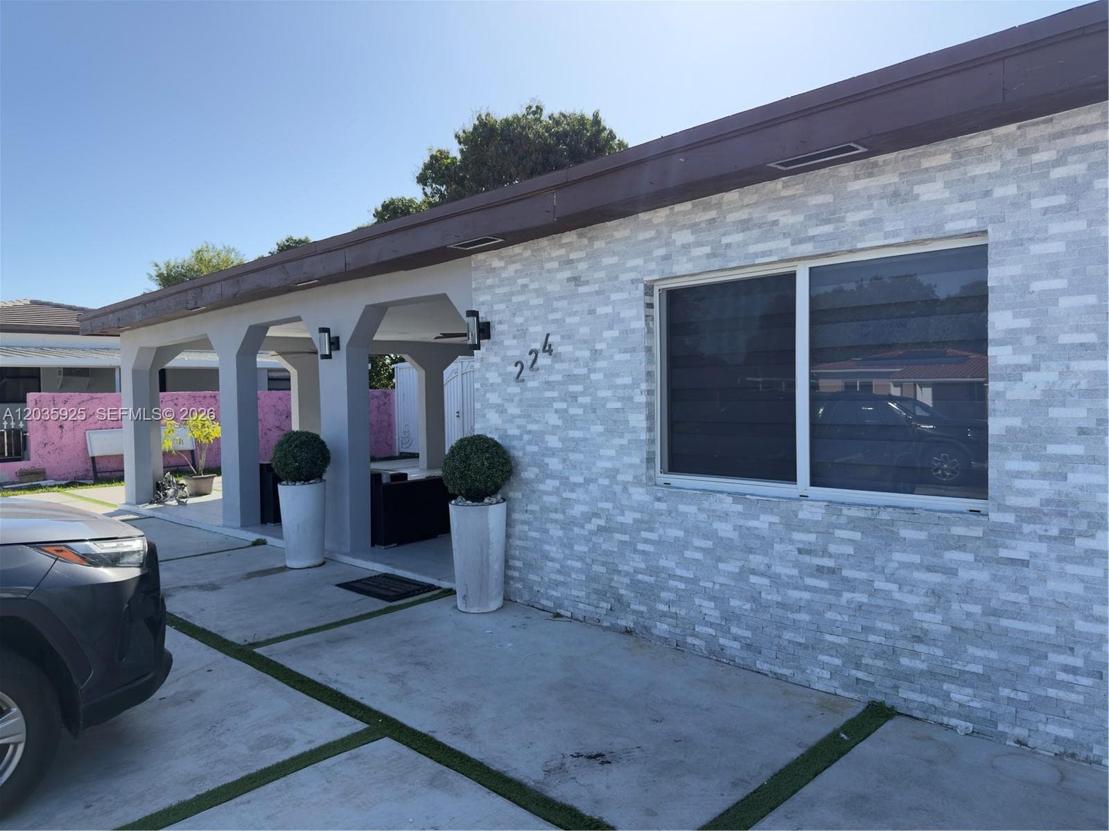 224 E 42nd St, Hialeah, FL 33013 photo 4