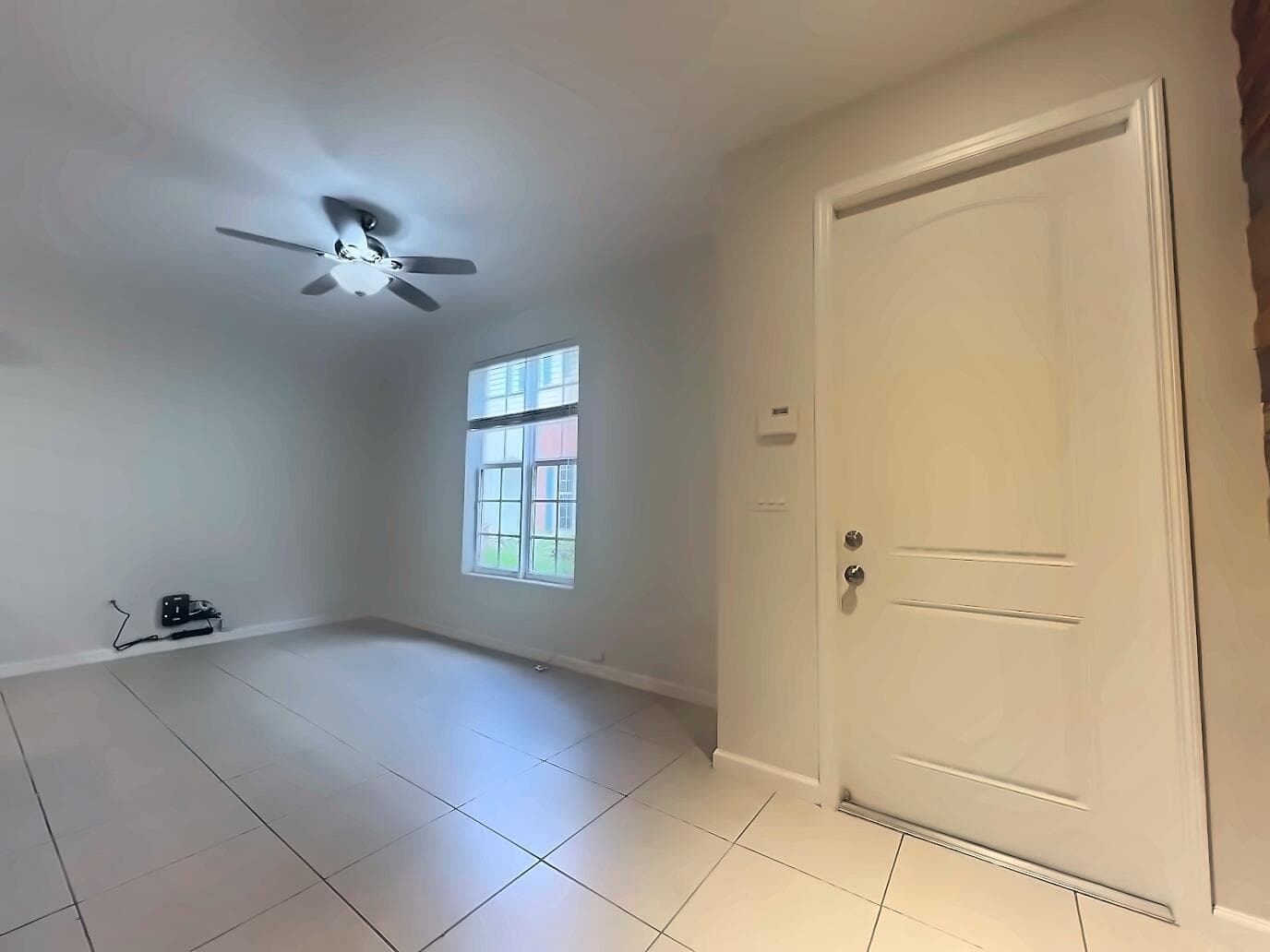 726 SW 1st Way, Pompano Beach, FL 33060 photo 2
