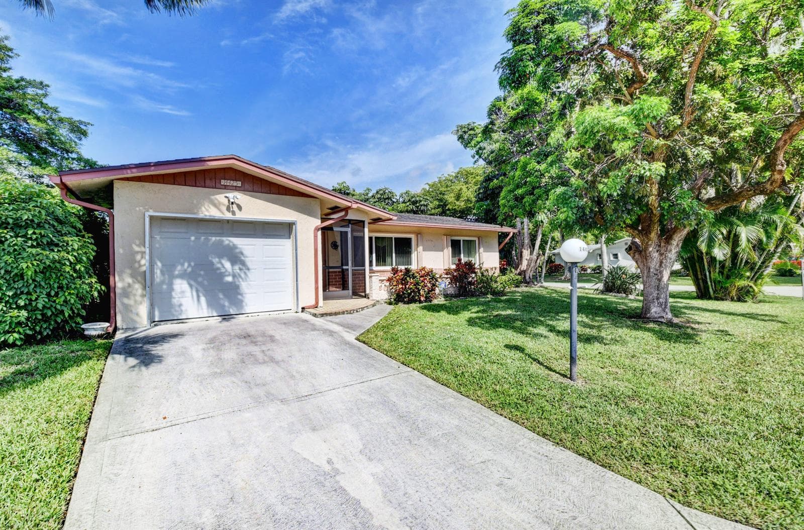 14425 Amapola Way, Delray Beach, FL 33484 photo 2