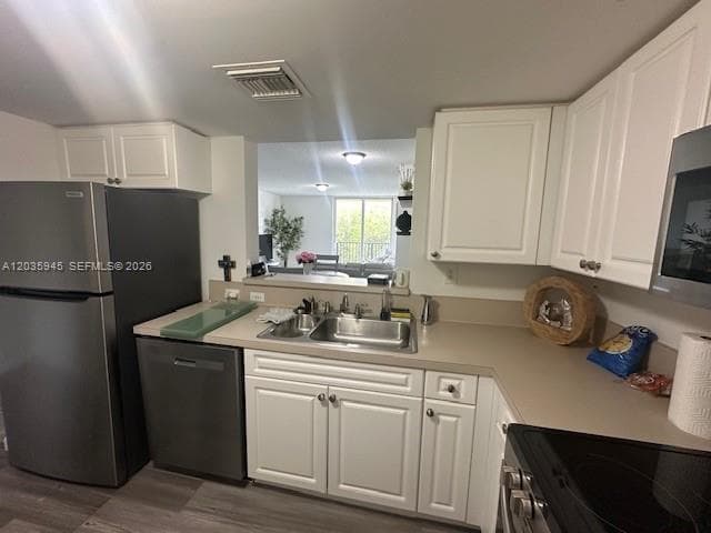 520 SE 5th Ave # 2307, Fort Lauderdale, FL 33301 photo 3