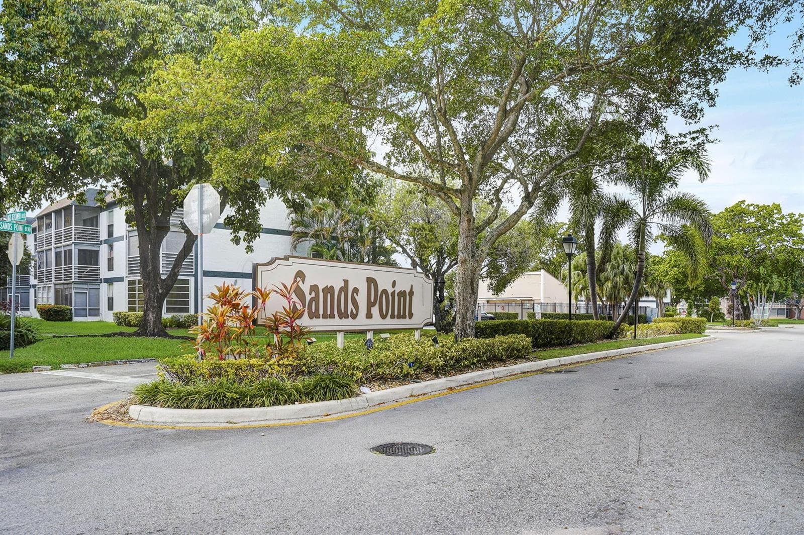 8370 Sands Point Boulevard # H208, Tamarac, FL 33321 photo 4
