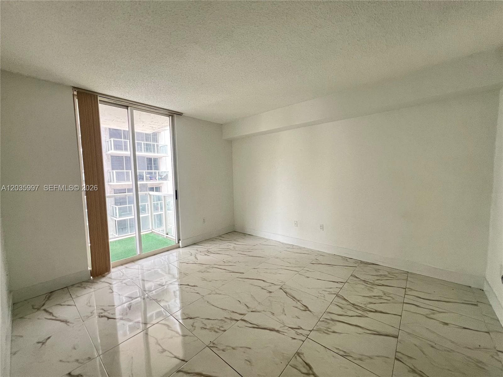 5085 NW 7th St # 711, Miami, FL 33126 photo 4