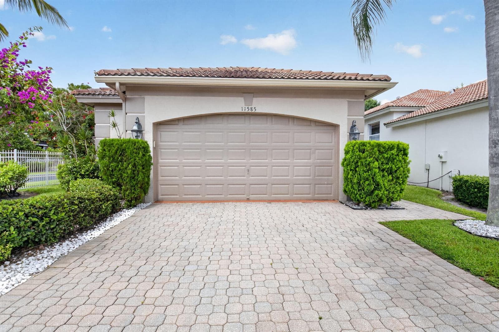 11585 Green Golf Lane, Boynton Beach, FL 33437 photo 2