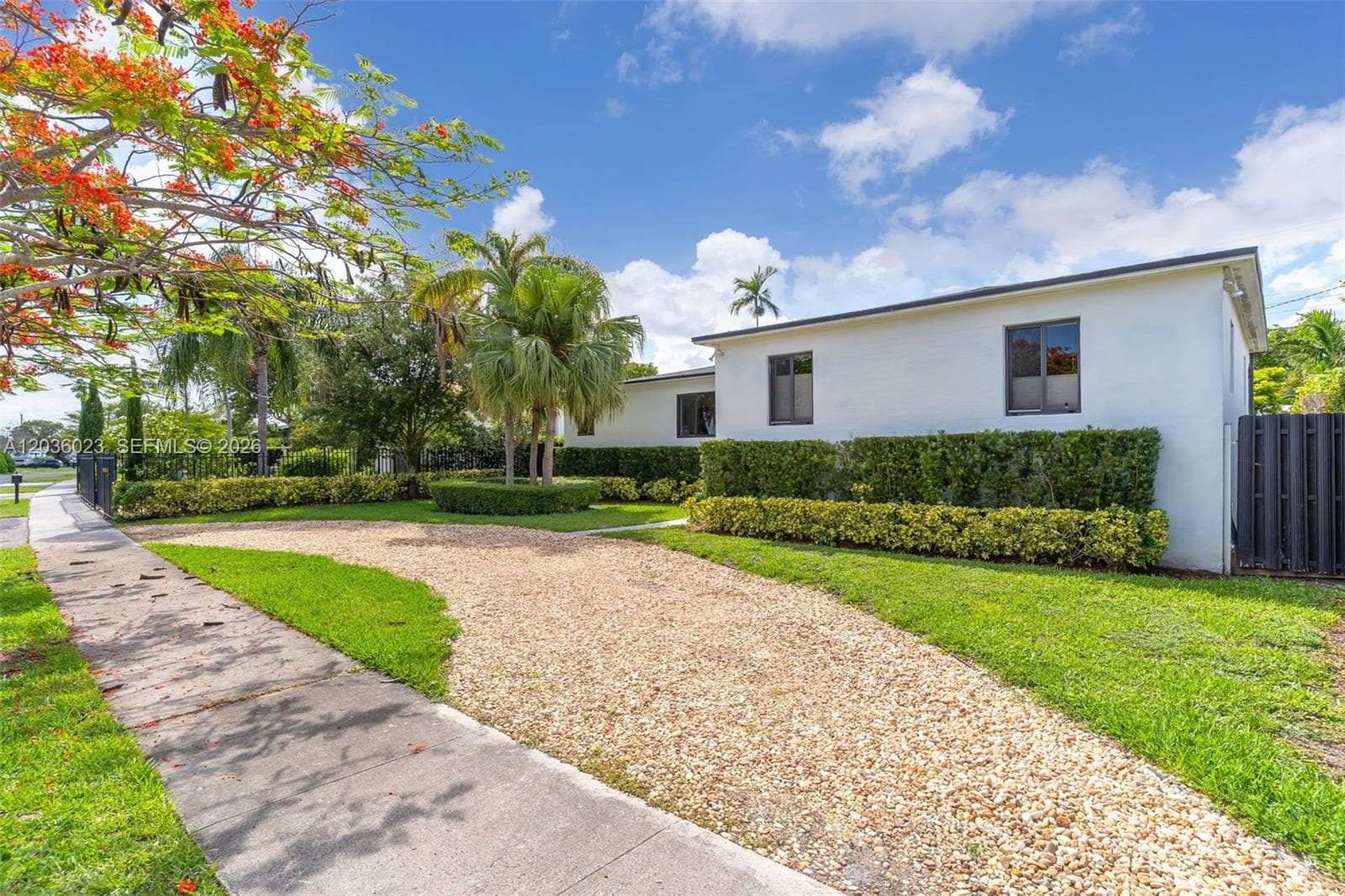 8281 SW 27th Ln, Miami, FL 33155 photo 2