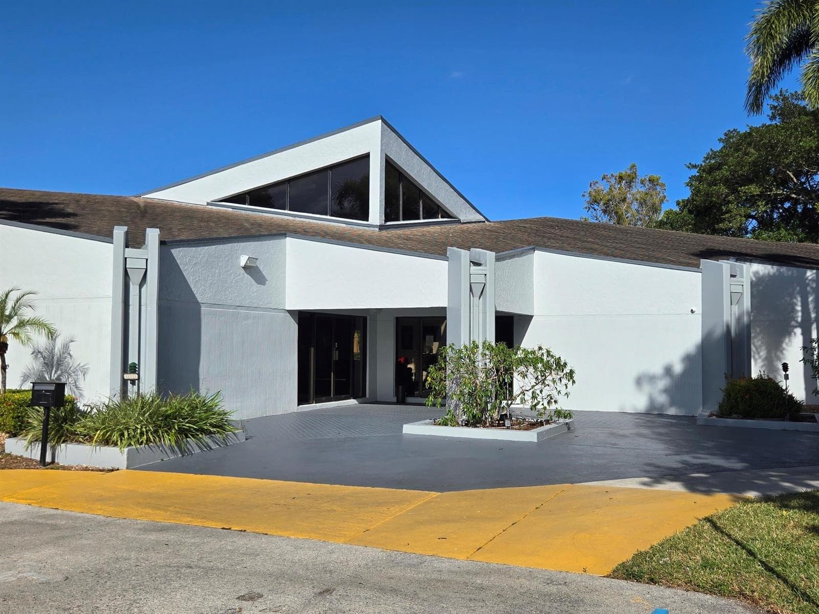 8390 Sands Point Boulevard # F209, Tamarac, FL 33321 photo 4