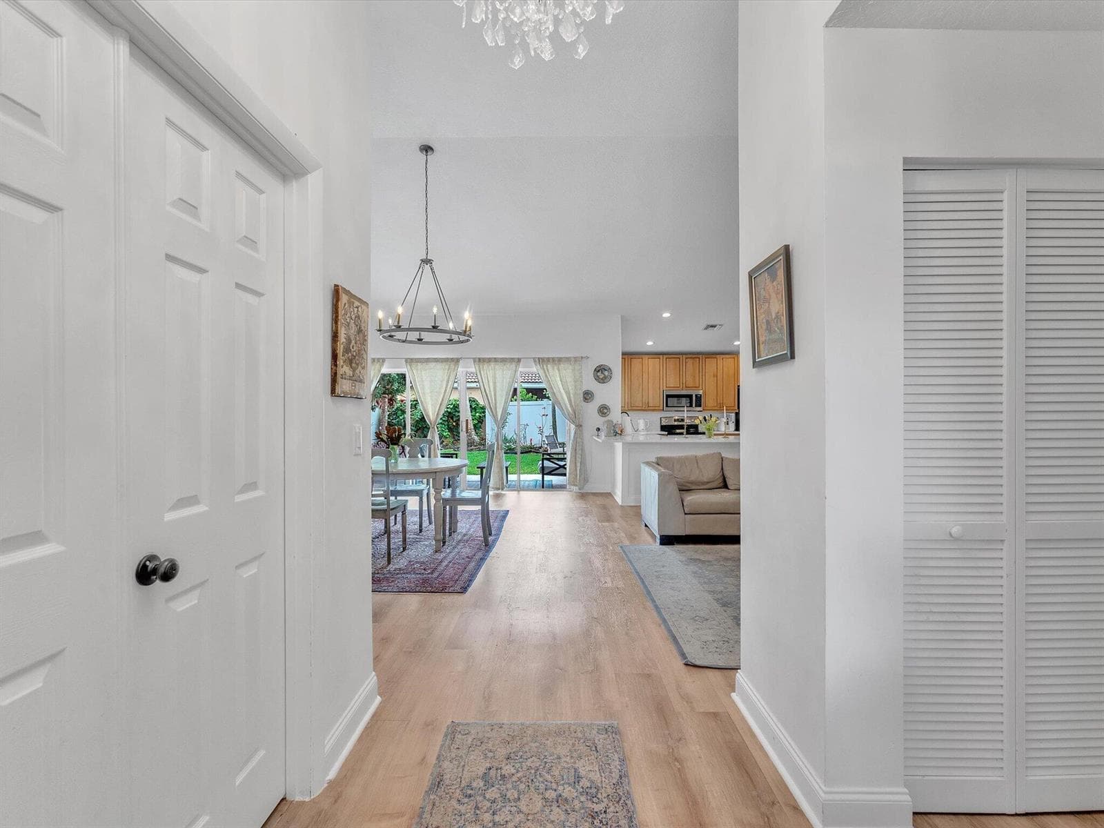 1097 Roble Way, Palm Beach Gardens, FL 33410 photo 3