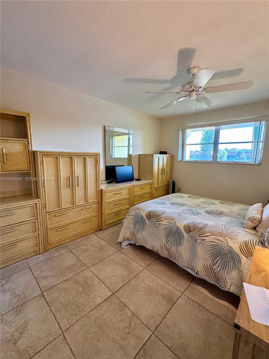 2940 NE 203rd St # C-213, Aventura, FL 33180 photo 3