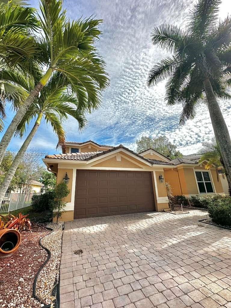 1831 Mariners Ln, Weston, FL 33327 photo 4