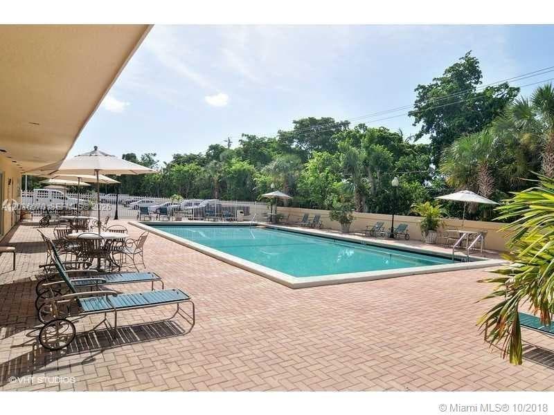 1800 Sans Souci Blvd # 317, North Miami, FL 33181 photo 2