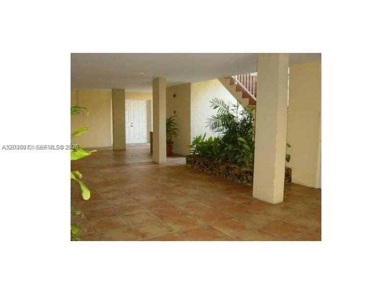 7900 Tatum Waterway Dr # 502, Miami Beach, FL 33141 photo 4