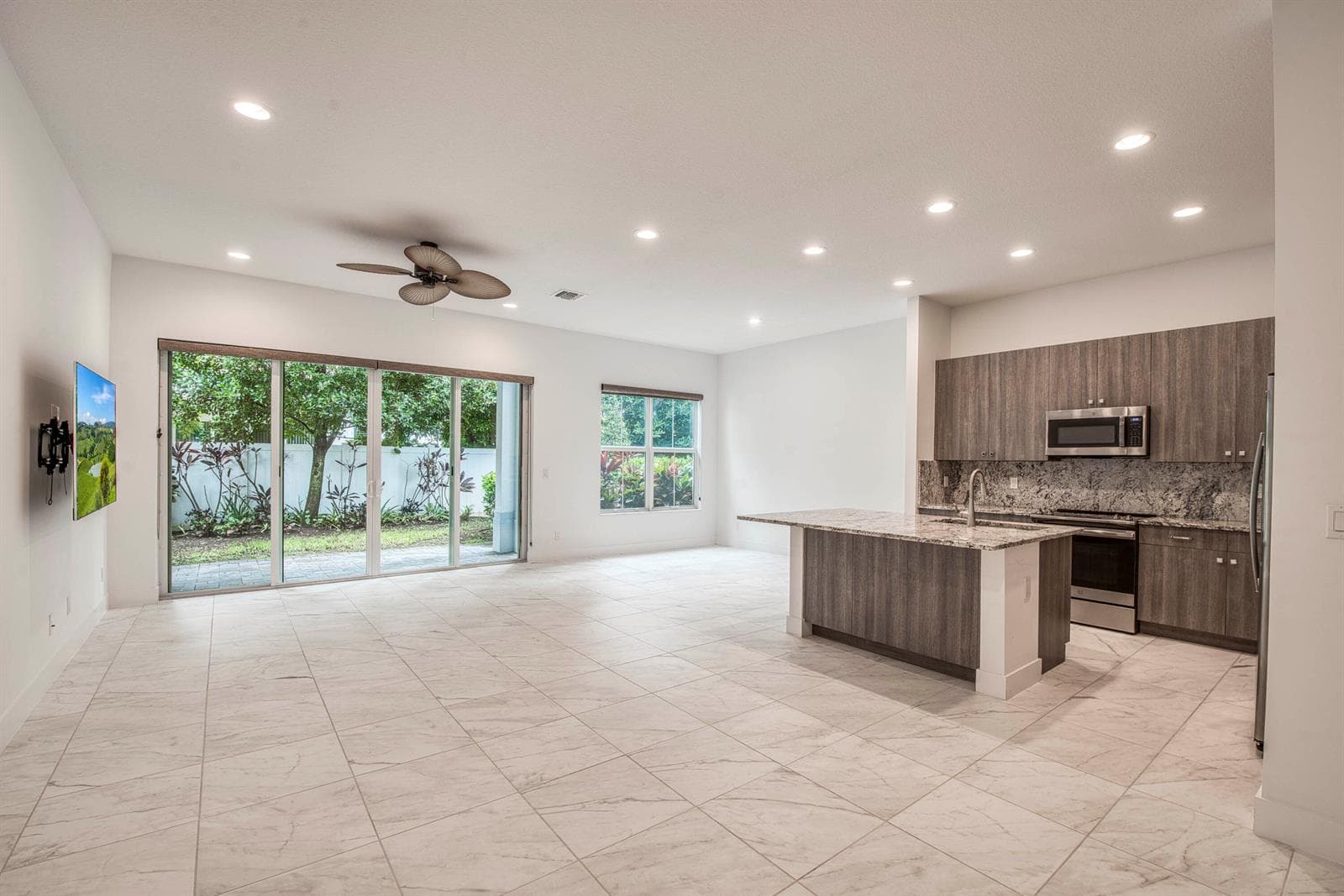 4829 Pointe Midtown Road, Palm Beach Gardens, FL 33418 photo 3