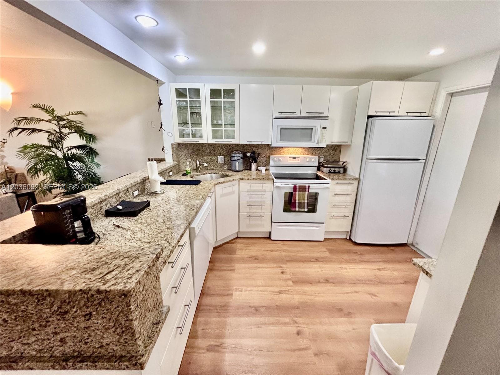 3051 S Palm Aire Dr # 102, Pompano Beach, FL 33069 photo 3