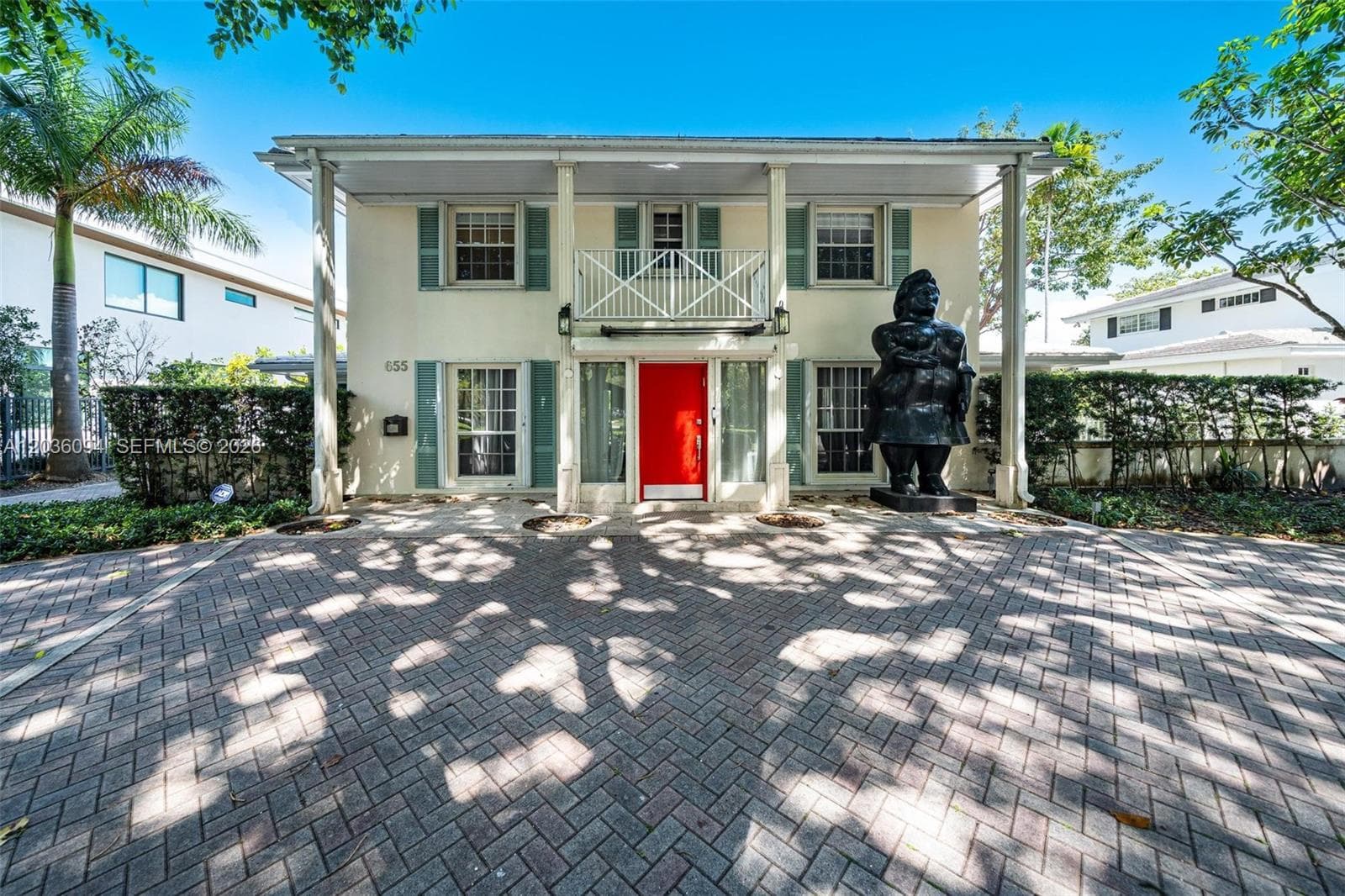 655 Buttonwood Ln, Miami, FL 33137 photo 4