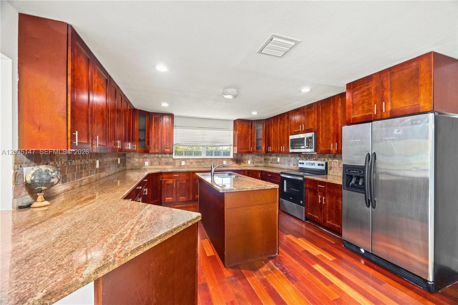 230 NE 5th Ave, Dania Beach, FL 33004 photo 5