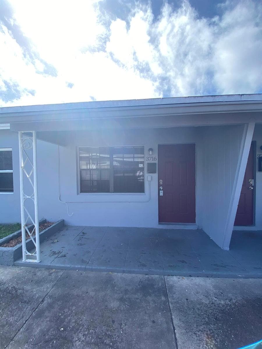 3716 Henry Avenue, West Palm Beach, FL 33405 photo 2