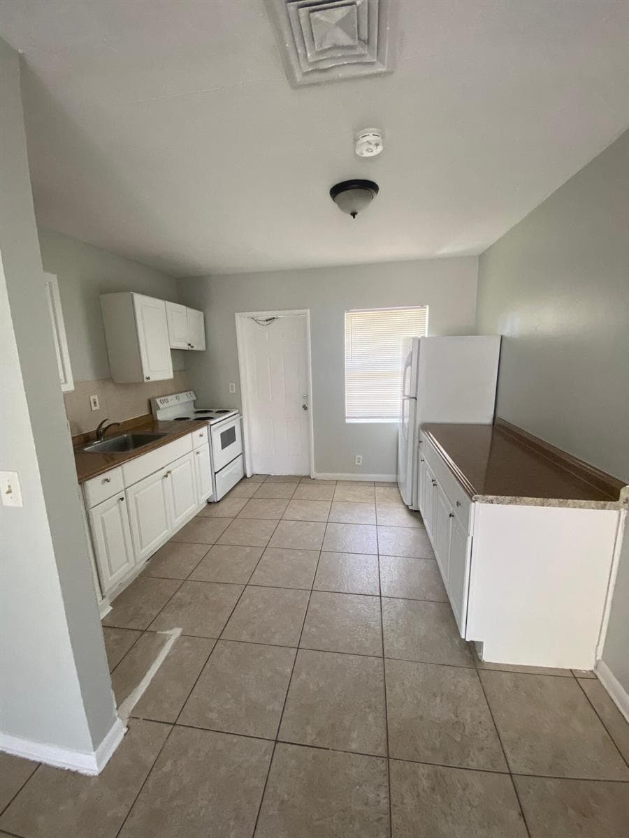 3716 Henry Avenue, West Palm Beach, FL 33405 photo 3